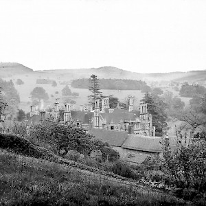 Knoyle House from Church Rails